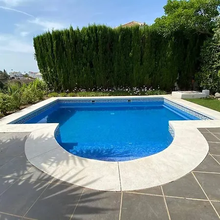 Vila Large Modern Villa With Private Swimming Pool Marbella